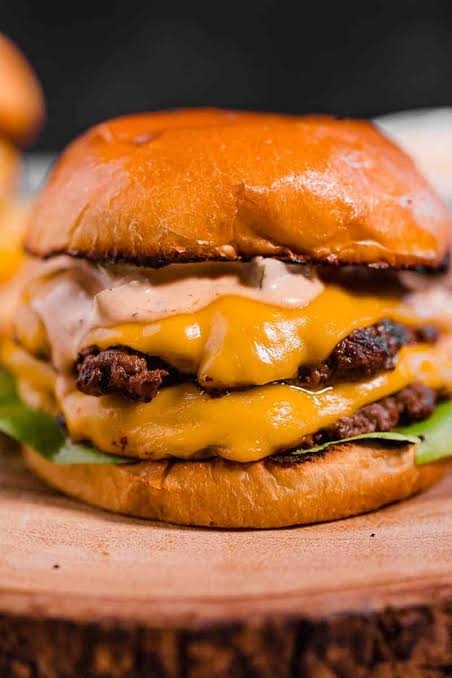 CHEESE SMASH BURGER